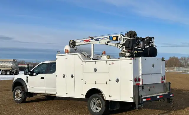 2018 FORD 550 XL Mechanic truck. in Heavy Trucks in Calgary - Image 5