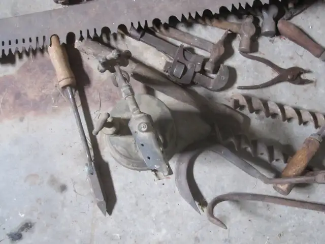 old tools in Hand Tools in Kawartha Lakes - Image 4