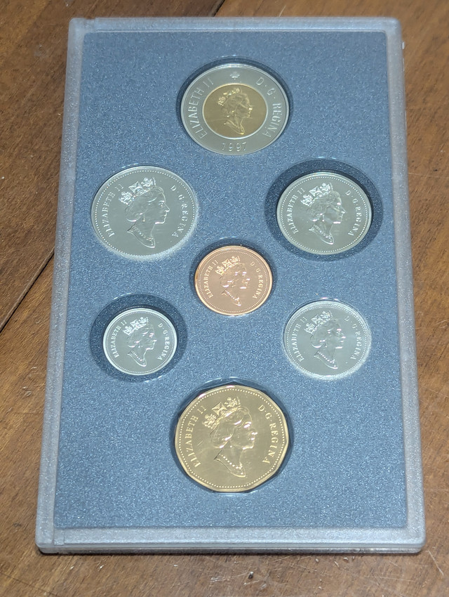 Canada 1997 Commemorative Specimen Year Set 1967-1997 in Arts & Collectibles in Red Deer - Image 2