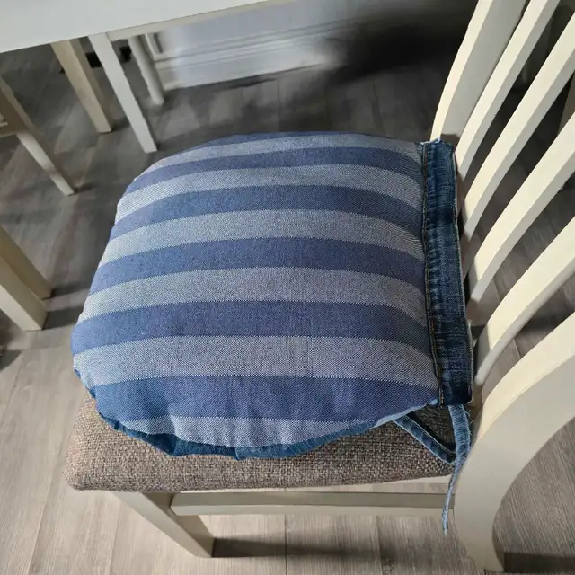 Custom Denim Chair Cushions in Dining Tables & Sets in Kingston - Image 11