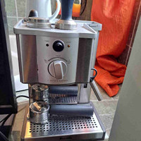 Cafetière espresso BREVIL