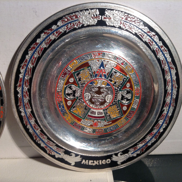 2 X Vintage Mexican Silver Aztec Calendar Art in Arts & Collectibles in Vancouver - Image 3