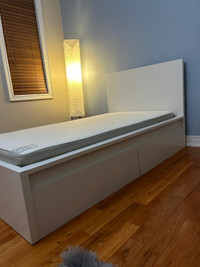 TWO SINGLE IKEA BEDS IN WHITE WITH MATTRESS