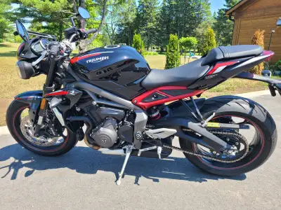 2021 Triumph Street Triple. Excellent condition, 765cc, 4,452kms