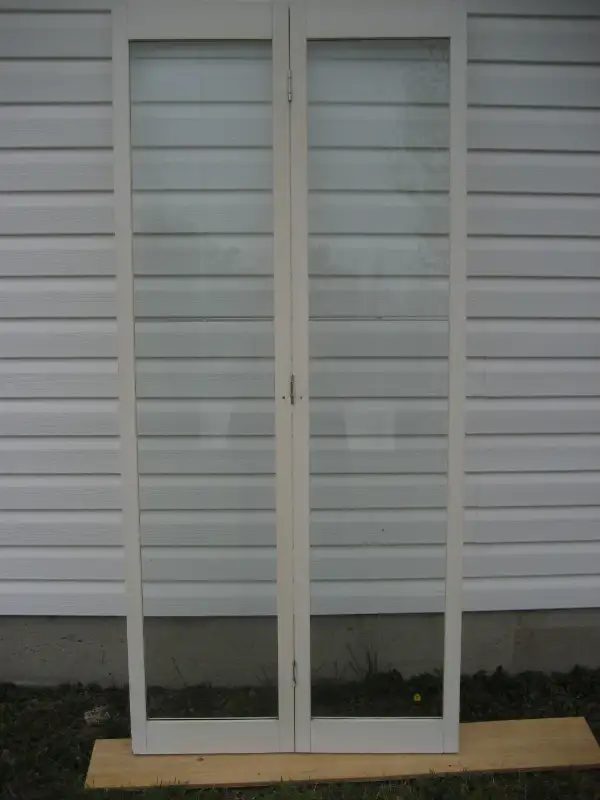 beveled glass bifold door in Windows, Doors & Trim in Moncton - Image 2