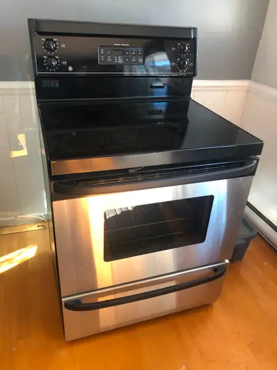 Cuisinière électrique, View more