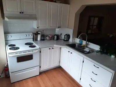 Huntsville. Spacious 2 bedroom ground floor apartment for rent. $2200/mth. depending on number of te...