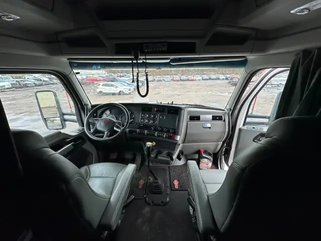 2020 KENWORTH T880 – PACCAR X15 – 510 HP – 18 SPEED in Heavy Trucks in City of Toronto - Image 13