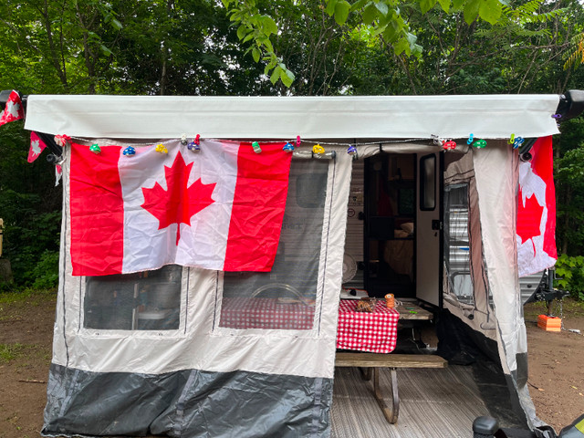 Outdoor Buesna Vista room for trailer in Other in Ottawa