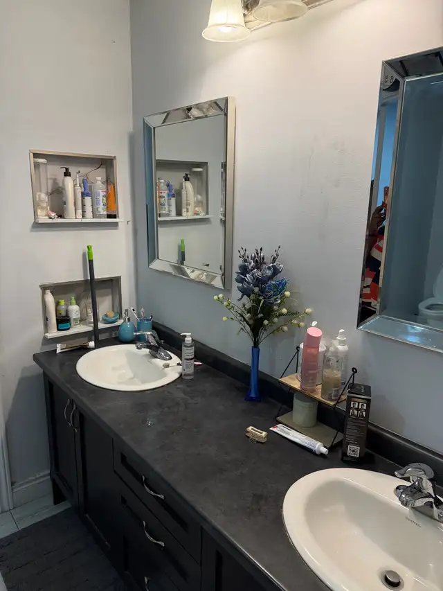 Room for rent in Room Rentals & Roommates in Brantford - Image 5