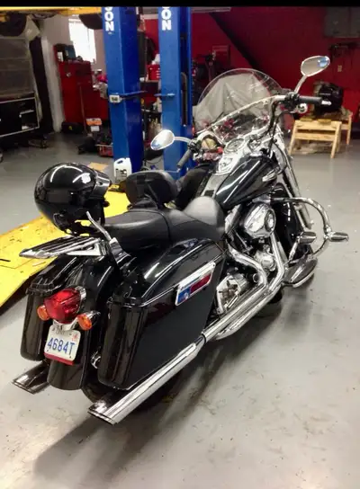 This bike is still new only 30,000 kms ..New Tires 50 kms on them..Oil change done..Ready to go to a...