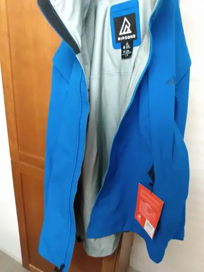 NEW Men's Winter/Rain Jacket Coat (Waterproof/Breathable) Size L, View more