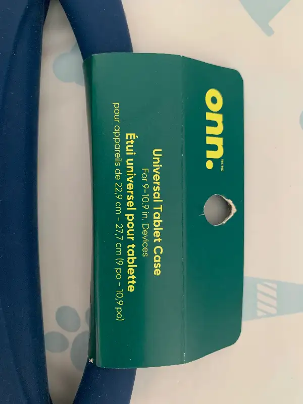 Universal Tablet Case. in General Electronics in Calgary - Image 4