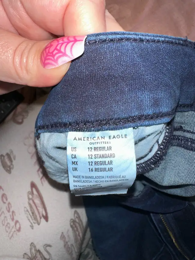 American Eagle Jeans in Women's - Bottoms in Barrie - Image 5