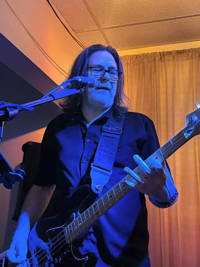 Experienced Bass Player Looking To Join / Form Band