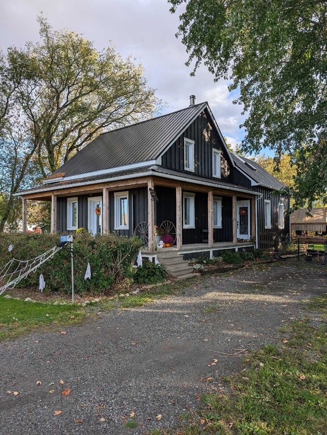 180 Rang Caroline — photo 1