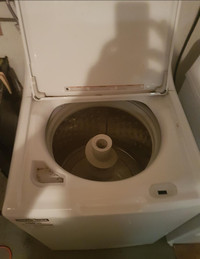GE washer and dryer GUC, 5 yrs old, no issues
