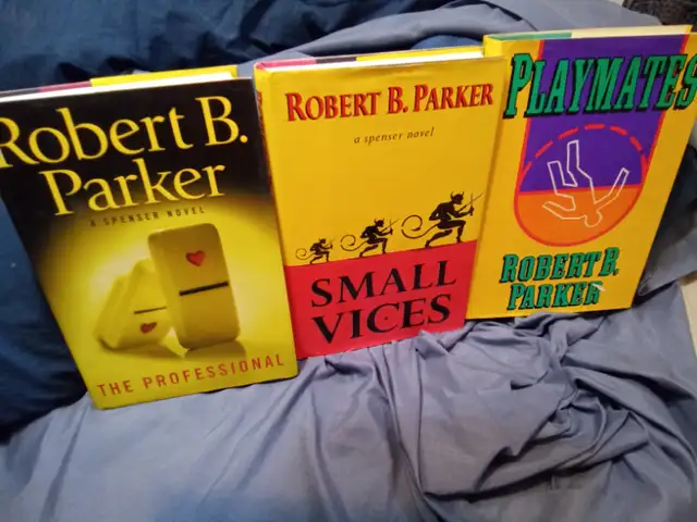 14 - ROBERT B. PARKER NOVELS in Fiction in Winnipeg - Image 3