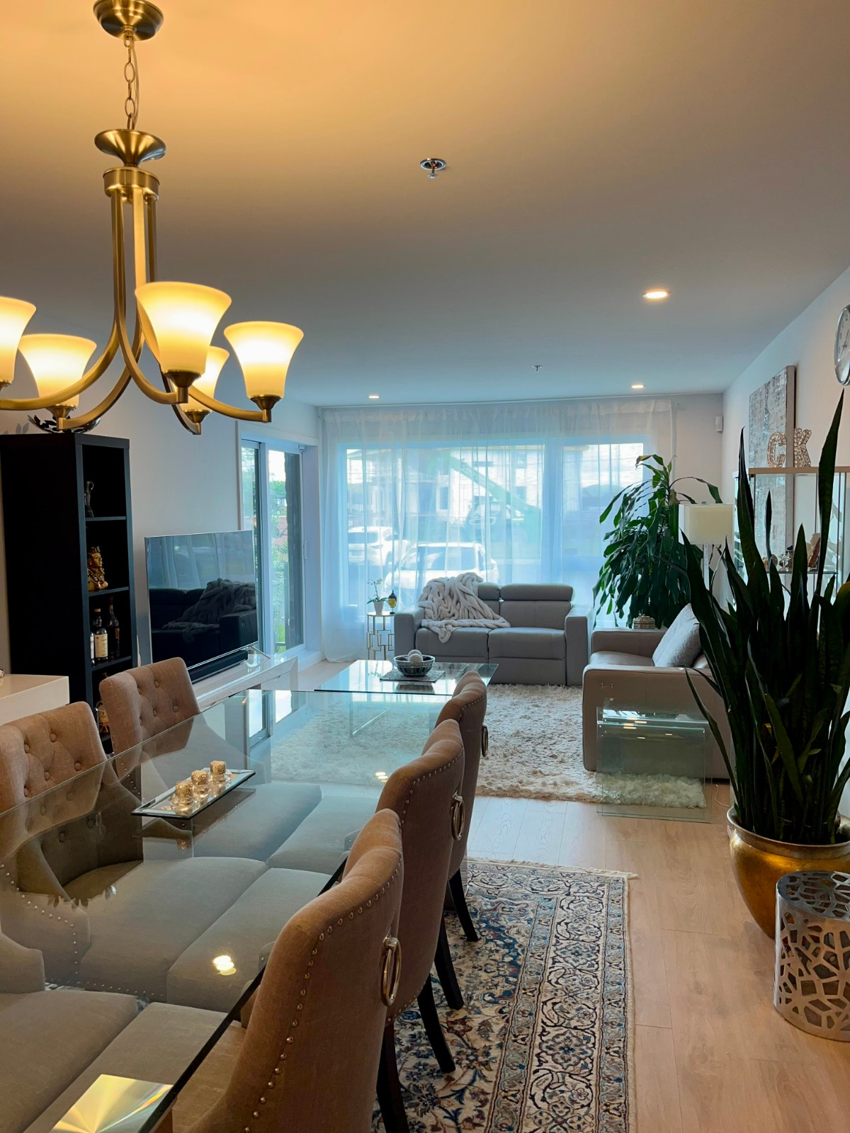 Beau condo lumineux et luxueux, directement sur un Golf! — photo 1