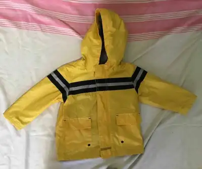 Unisex 2T Old Navy Raincoat, View more