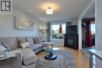 HOUSE FOR RENT | HIGHLAND WEST, KITCHENER Available November 2026 $2,700/month ✨ Spacious & Beautifu...