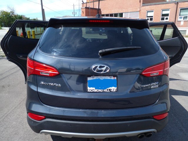 Hyundai Santa Fe in Cars & Trucks in City of Toronto - Image 2