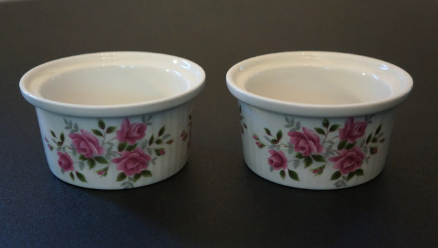Vintage ENOCH Wedgwood Pink Roses Ramekins - England in Kitchen & Dining Wares in City of Toronto