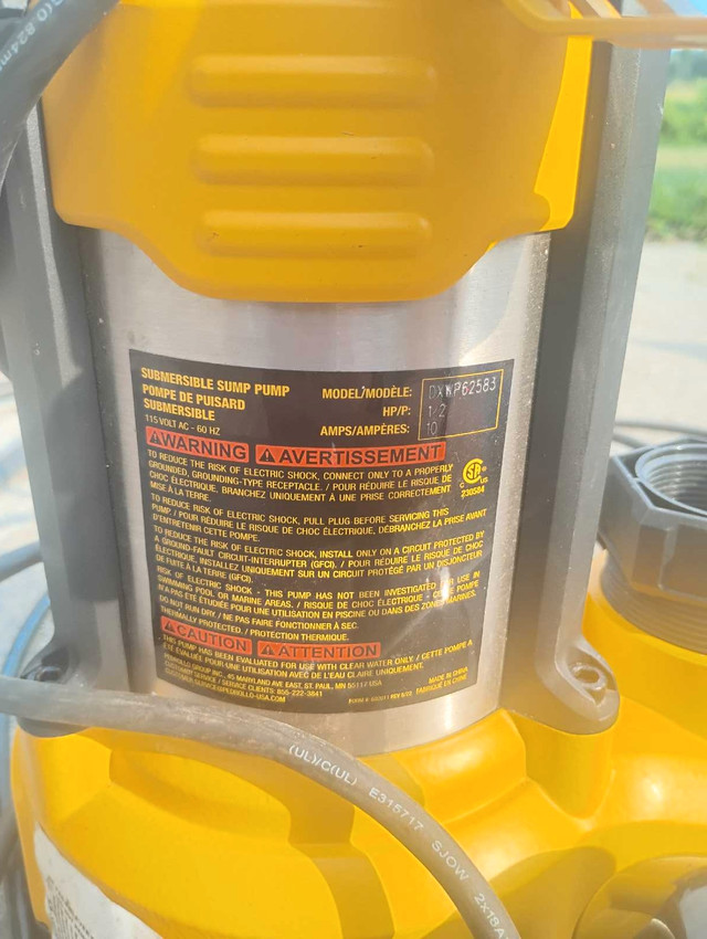 DeWalt sump pump  in Power Tools in Oshawa / Durham Region