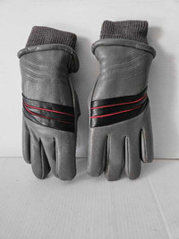 Leather Gloves Size Medium 