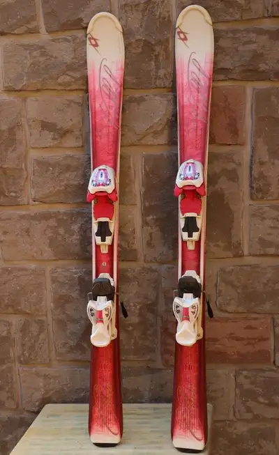 Girls' Volkl downhill skis 110 cm with Marker bindings, View more