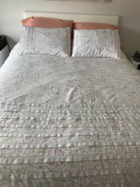 Queen Bedspread Set