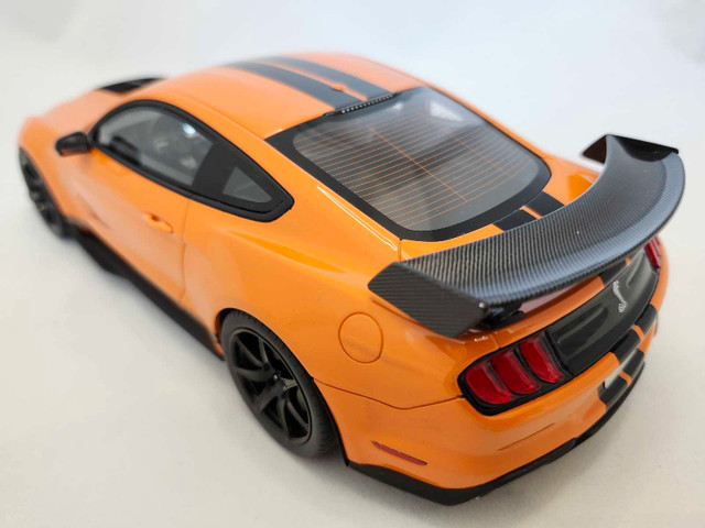 2020 Shelby GT500 Predator Ford Mustang Orange 1:18 Resin Rare in Arts & Collectibles in Kawartha Lakes - Image 3
