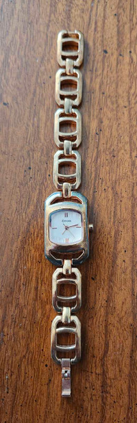 Rose Gold-Coloured Chain Link Watch