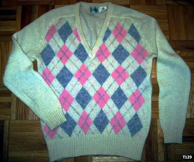 Women’s Tabi Argyle Gray Pink Ivory  Sweater Size M, View more