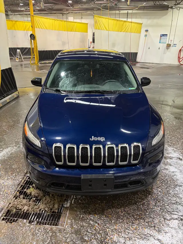 Jeep Cherokee Sport
