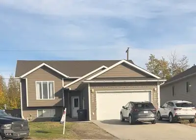 comfortable, functional, and beautiful home—ideal for crew workers, travel nurses, or families looki...