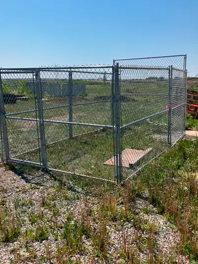 Chainlink dog run, View more