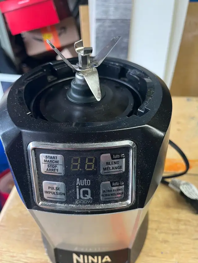 Ninja Blender in Free Stuff in London - Image 3