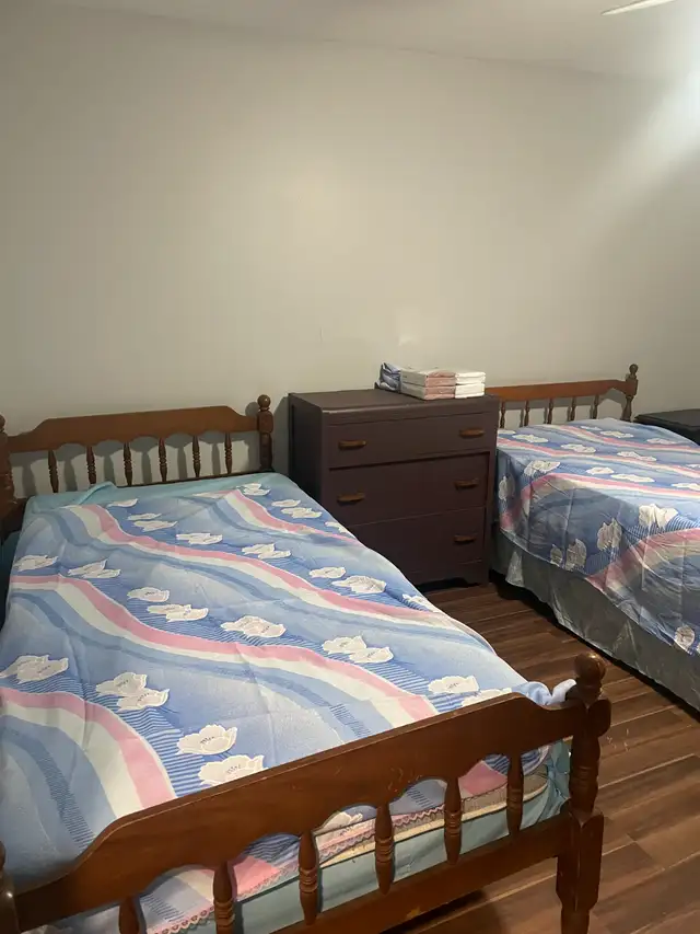 Room for female students for rent in Room Rentals & Roommates in Peterborough - Image 10