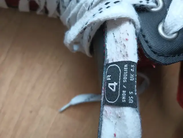 Hockey Skates Size 4R Or US 5 in Skates & Blades in Windsor Region - Image 4