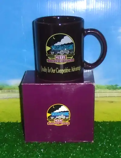 Rareté...De ma collection...Tasse à café promotionnelle "MTH TRAIN" flambante neuve dans boîte...Boî...