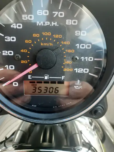 2007 Boulevard. American bike. 35,306 MILES. 800 cc. Runs great. Brand new rear tire. New front tire...