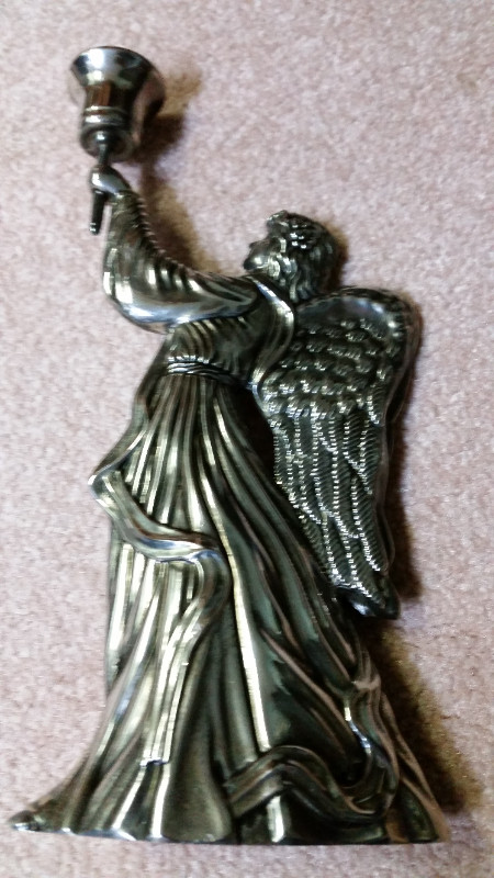 VINTAGE SILVER PLATED CHRISTMAS ANGEL CANDLE HOLDER in Holiday, Event & Seasonal in Regina