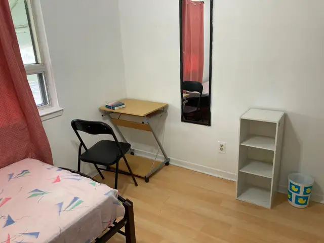 Room for rent in Room Rentals & Roommates in City of Toronto - Image 3