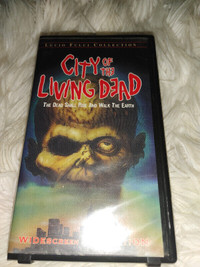 VINTAGE HORROR /SCI FI VHS MOVIES