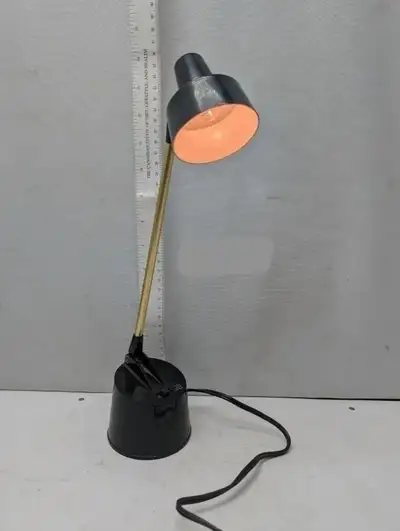 VINTAGE MCM DESK LAMP - COMPACT / WORKING - COOL DESIGN, View more