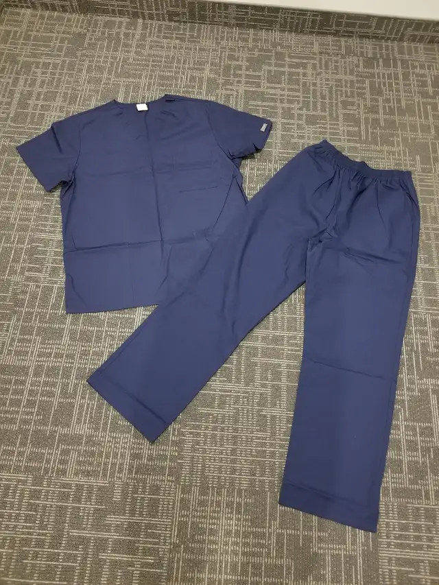 Cherokee Scrub Set