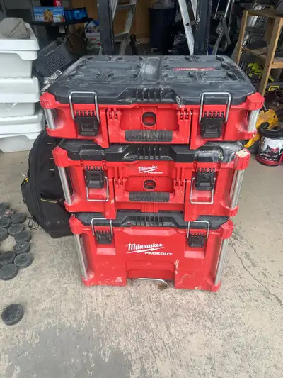Changed to dewalt boxes.