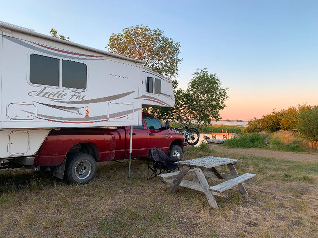 2013 Arctic fox 1140 camper in Travel Trailers & Campers in Calgary