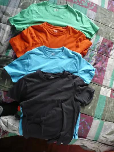 4 T-SHIRT GRANDEUR SMALL ( ORANGE-TURQUOISE-VERT-NOIR ), View more